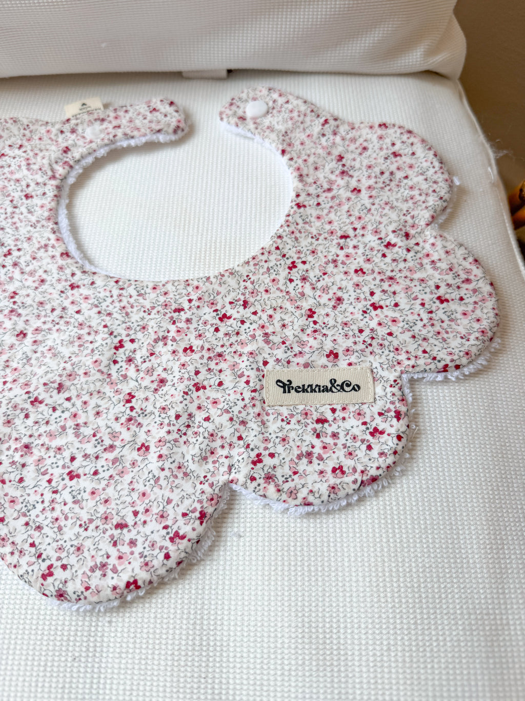 Babero Liberty mini Burdeos