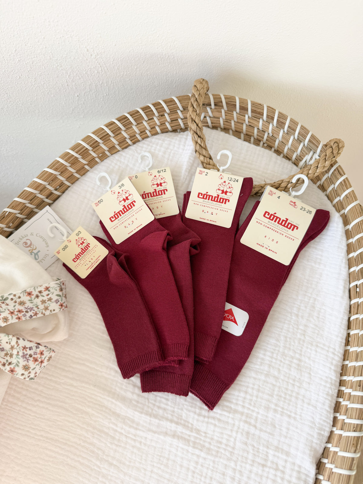 Calcetines altos Condor rojo oscuro