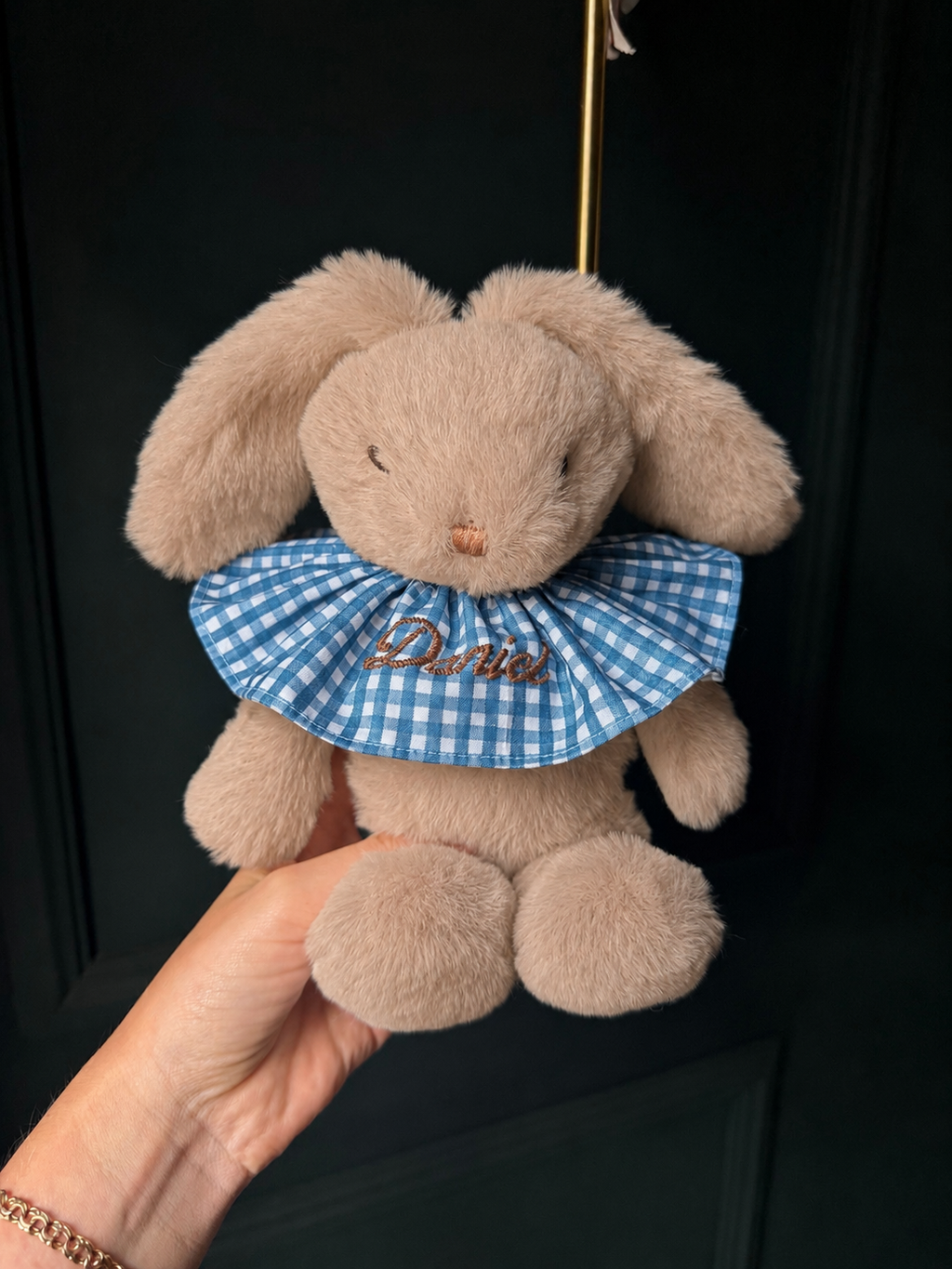Peluche conejo marrón con cuello personalizado