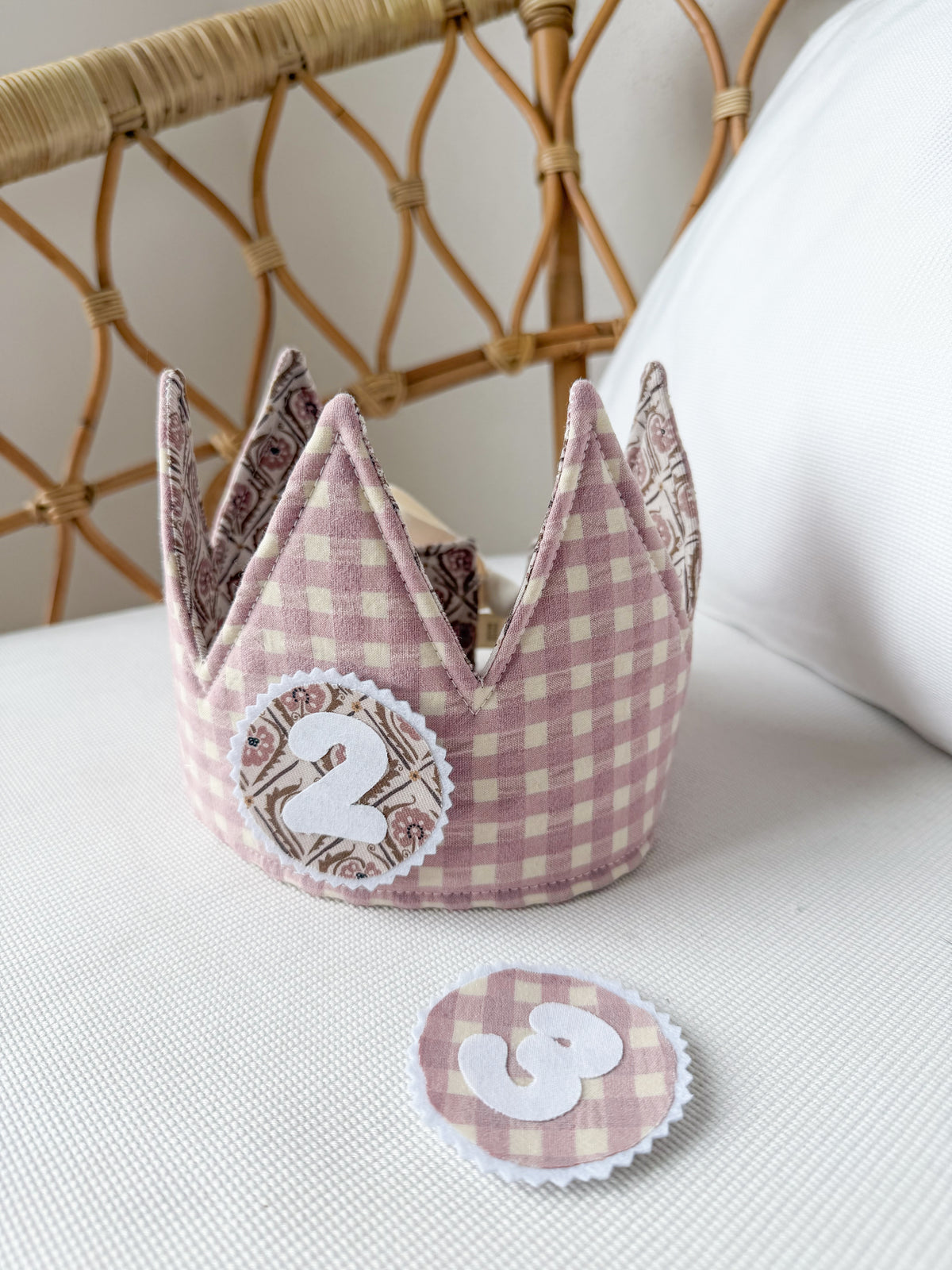 Corona cumple reversible personalizada