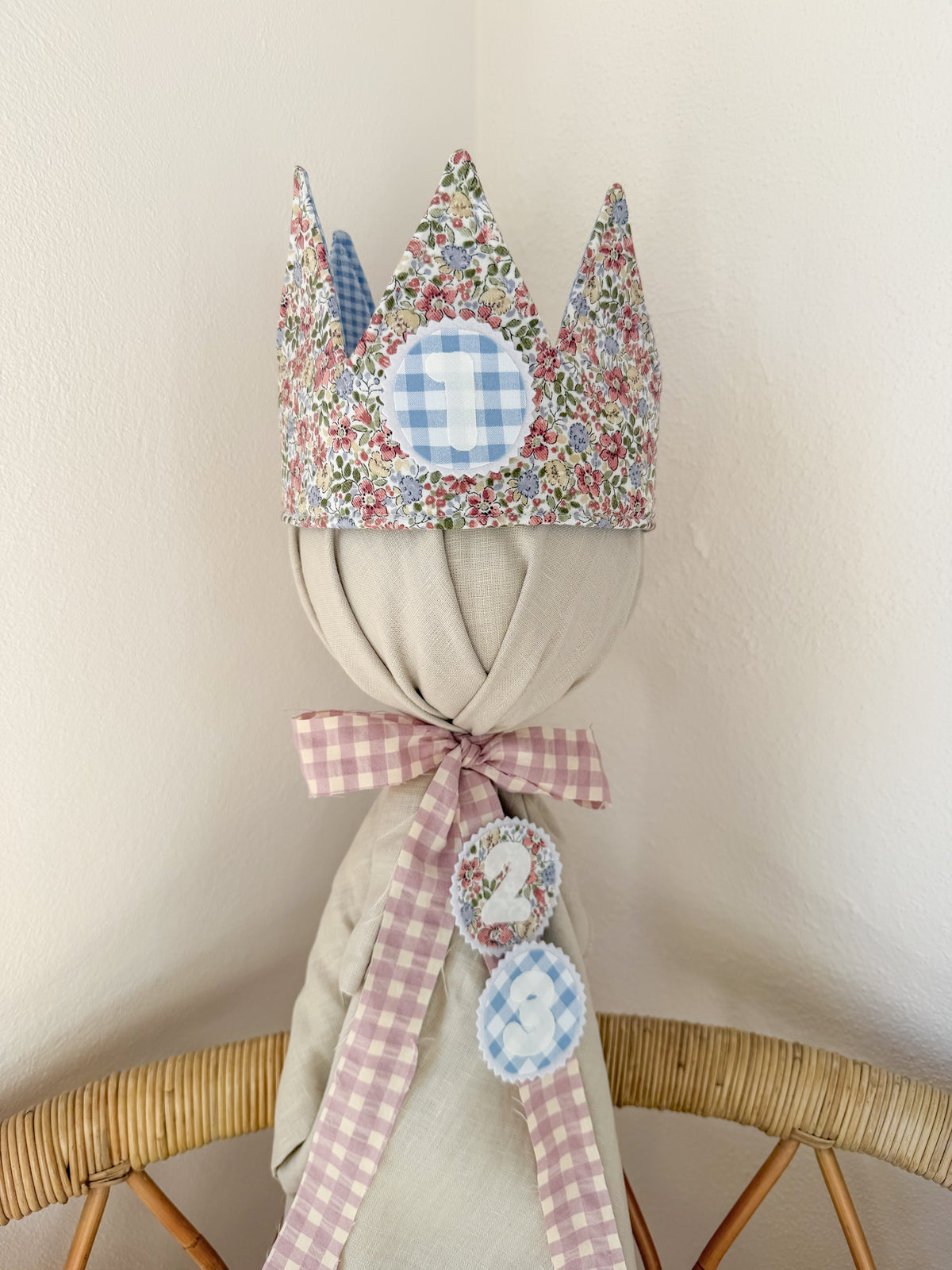 Corona cumple reversible personalizada