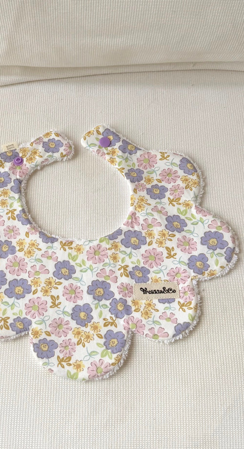 Babero Liberty Lila y Rosa