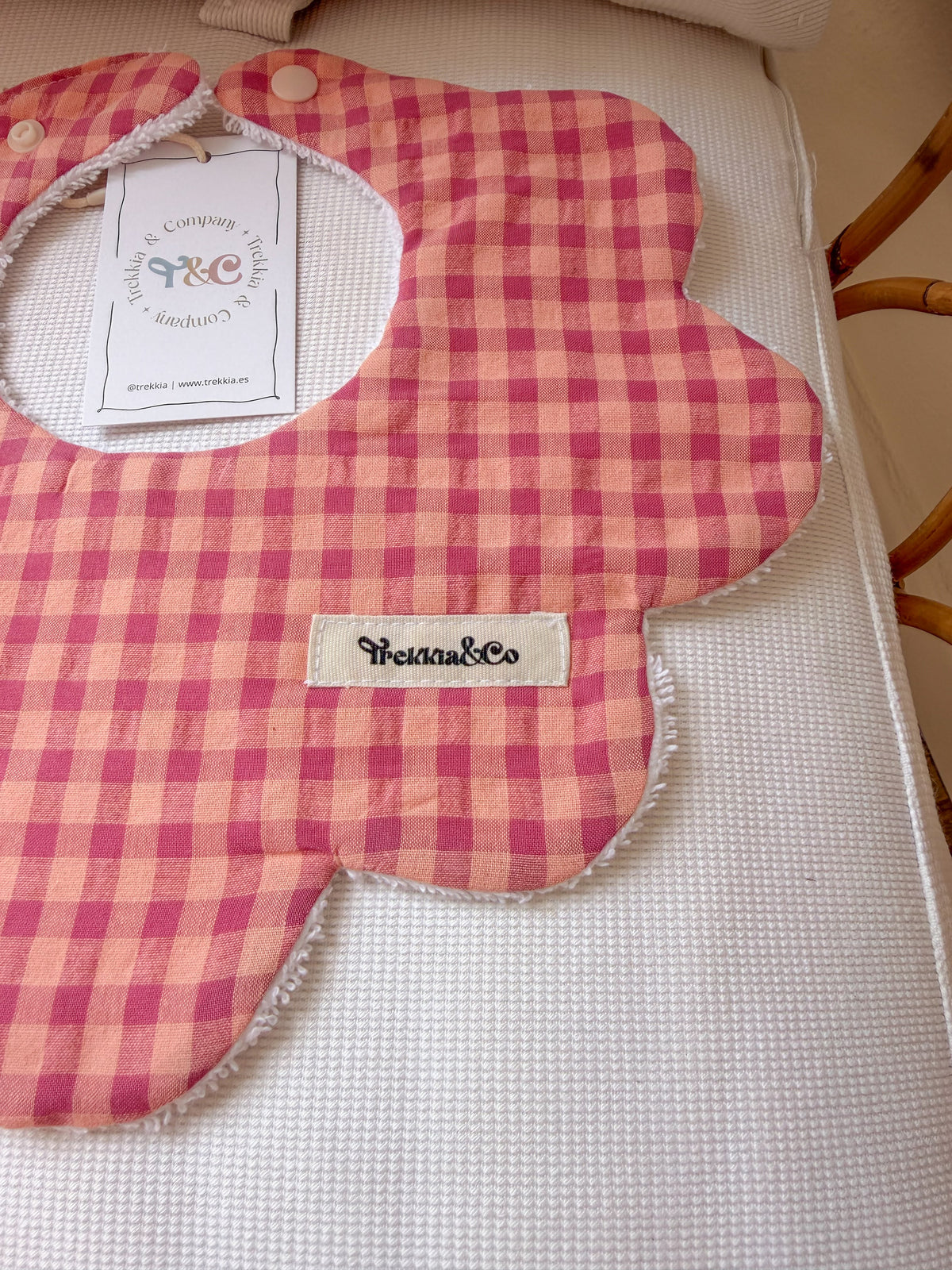 Babero Vichy Fucsia y Melocotón