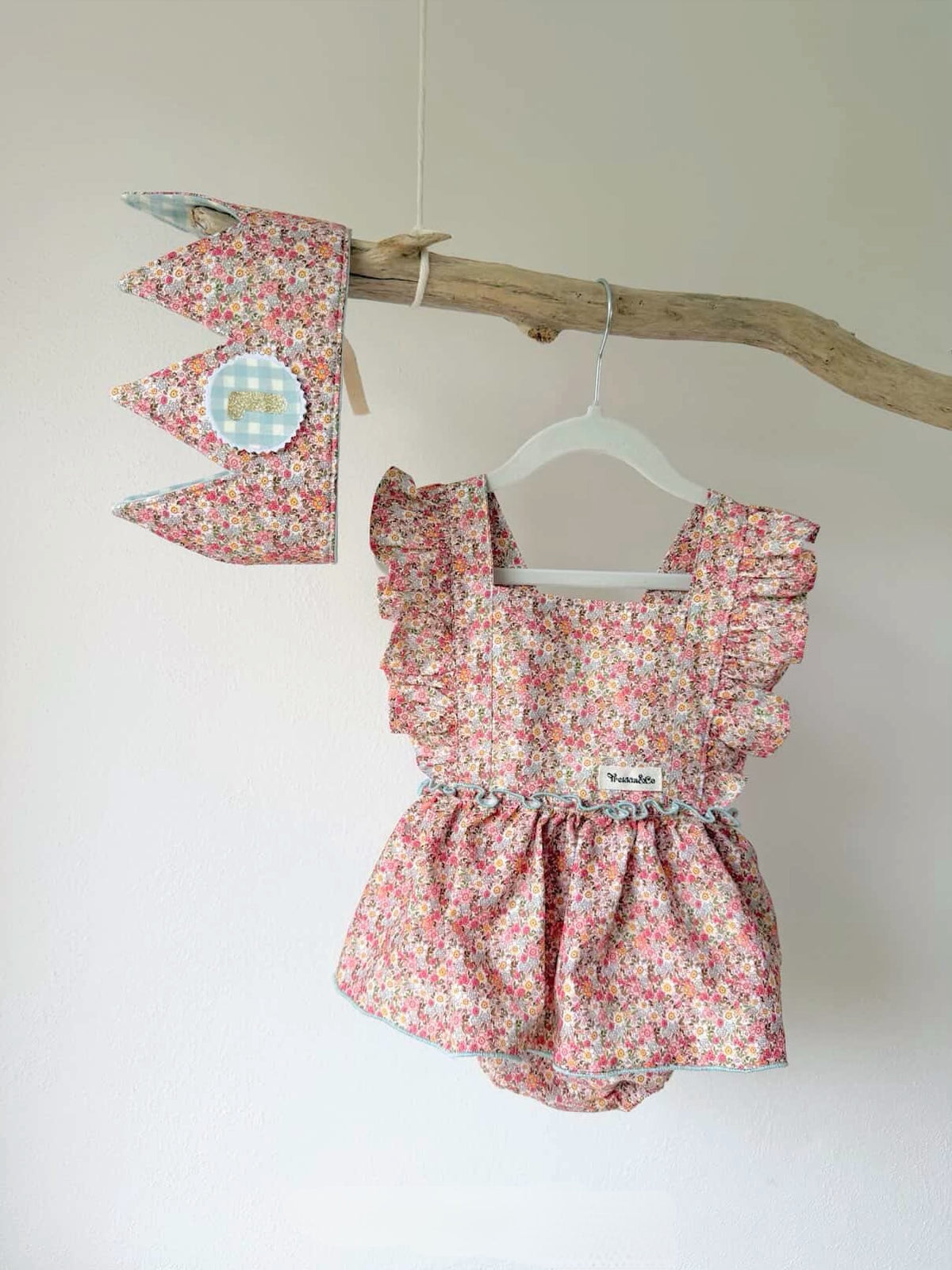 OFERTA Conjunto AMELIE HERITAGE cumple (Corona + Vestido)