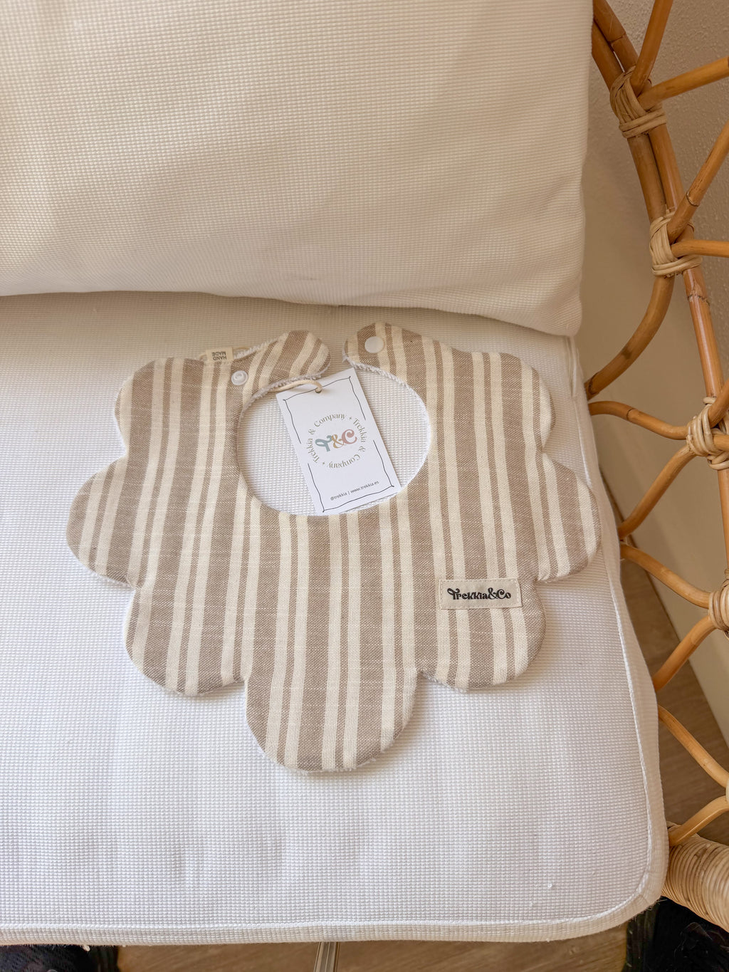 Babero Rayas dobles Beige y Camel